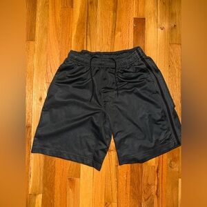 Black nike shorts